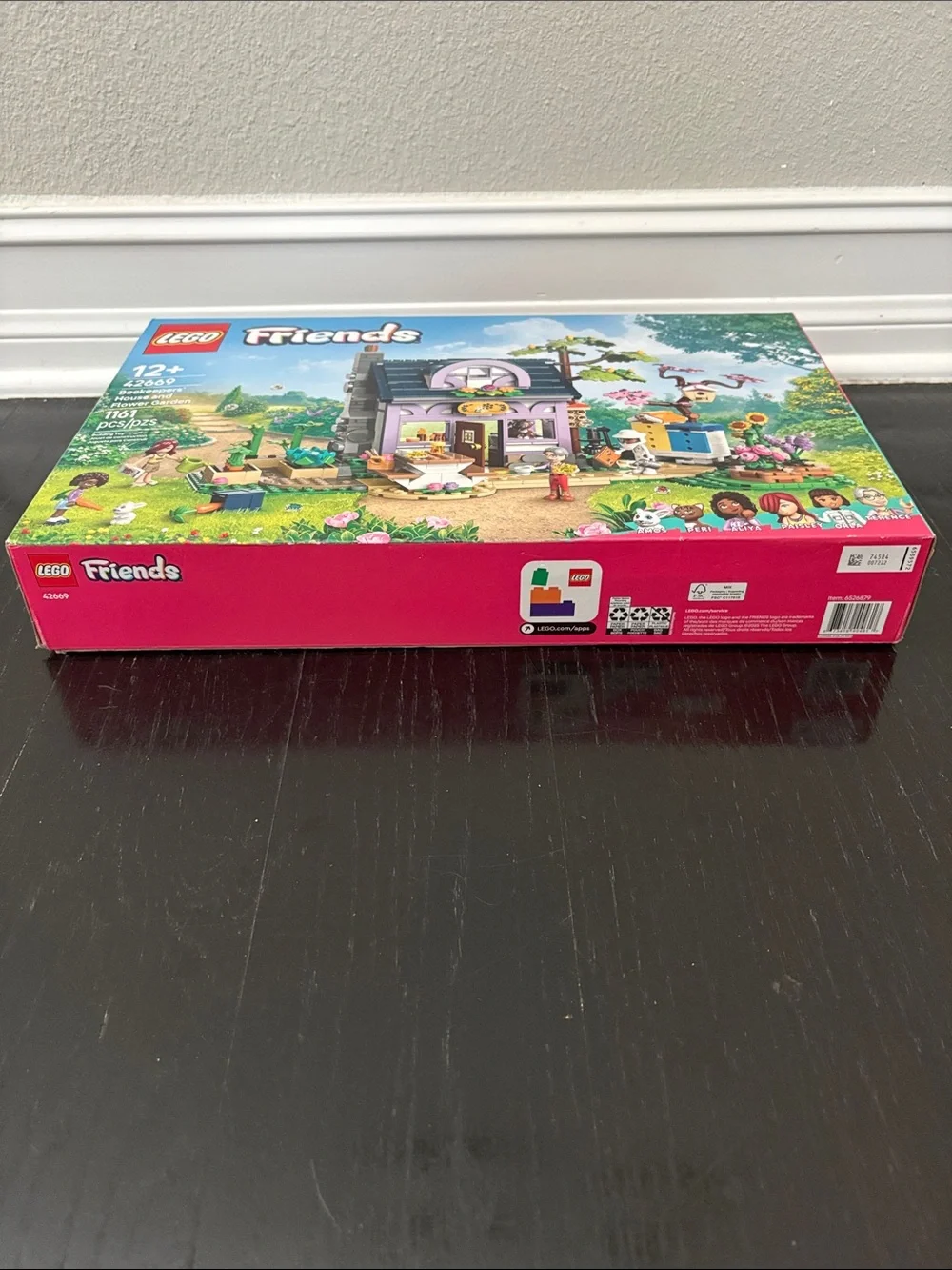 LEGO Friends Beekeepers' House and Flower Garden